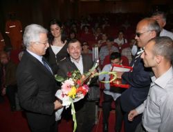 Zihni Aldırmaz Engellileri Unutmadı