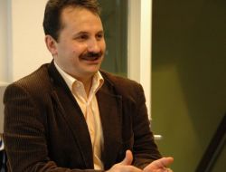 Çocuğun Kişiliğini Anne, Karakterini Baba Oluşturuyor