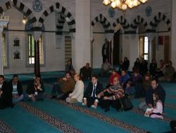 Almanya'daki Camiler, Birleşme Günü'nde Gayrimüslimleri Ağırladı