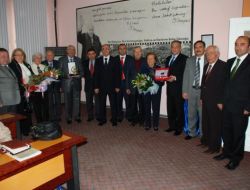 İzzet Baysal Sosyal Sorumululuk Ödülü Çizmecioğlu'na Verildi