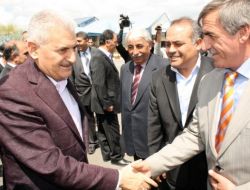 Binali Yıldırım: Hizmetin Olmadığı Yerde Kale Kalmaz, Yıkılır