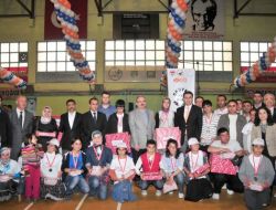 'Van Okuyor' Yarışmasının Ödülleri Sahiplerini Buldu