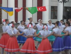 Odesa’daki Türk Öğrenciler, ‘kalpten Kalbe’ Yardım Konserine Katıldı