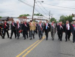 Abd’de Renkli Türk Günü Yürüşü