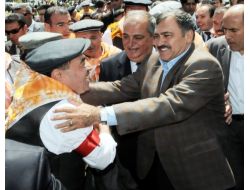 Bakan Eroğlu, Muhalefet Adayları İle Hatıra Fotoğrafı Çektirdi