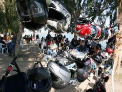 Motosiklet Tutkunları Adana'da Buluştu