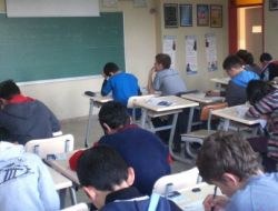 Öğrencilerden Matematik Yarışmasına Yoğun İlgi