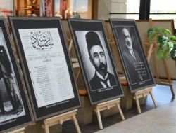 Mehmet Akif Ersoy Fotoğrafları Sergileniyor