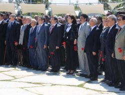 ÖZBİLGİN İZMİR'DE ANILDI!