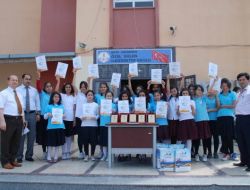 Gülen Koleji Öğrencileri İngilizce Olimpiyatlarında Madalyaları Topladı