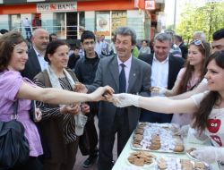 Mhp’li Adaylardan 'Püskevit'li Propaganda