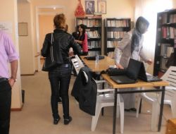 Myo Öğrencileri Okullarının Kütüphanesini Yeniledi