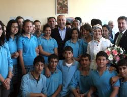 Akpm Başkanı Çavuşoğlu Yerli Ve Yabancı Öğrencilere Ab’yi Anlattı