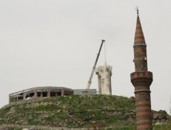 Ucube'de Yıkım Devam Ediyor!..