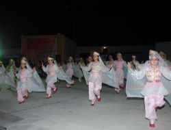 Yıldırım'da Halk Oyunları Ziyafeti