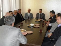 Gaziantepli İş Adamları: Kepenk Kapatmayı Ve Zorlamayı Şiddetle Kınıyoruz