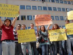 Pdr Öğrencilerinden Alan Dışı Rehber Öğretmen Atamasına Tepki