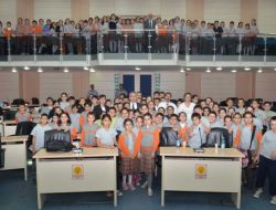 Öğrenciler 'Yerel Yönetimler' Dersini Başkan Zolan’dan Dinledi