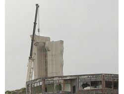 İnsanlık Anıtından 286 Tonluk 10 Parça Söküldü