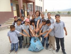 Öğrenciler Çevre Temizliği Yaptı