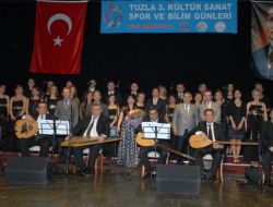 Öğretmenler Korosundan Muhteşem Konser