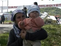 Simav'da Depremin Yaraları Sarılıyor