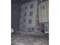 Simav'da 5.9 Şiddetinde Deprem