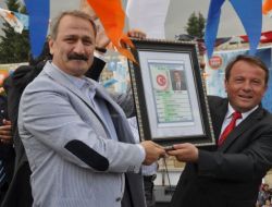 Devlet Bakanı Çağlayan Mutlu Oldu