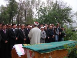 Ulus’taki Trafik Kazasında Hayatını Kaybeden 2 Kişi Toprağa Verildi