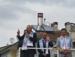 Başbakan'ı Tartışma İçin Konya'ya Davet Etti