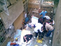 Çöken Balkondan Yere Çakılan 5 Kişi Ağır Yaralandı