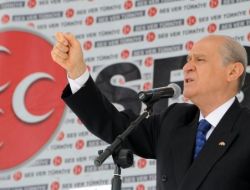 Bahçeli: Başbakan Ülkeyi Yönetemez Hale Geldi