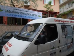 Belediye, Ücretsiz Vatandaşı Evinden Alıp Tedavi Ediyor, Yine Evine Bırakıyor