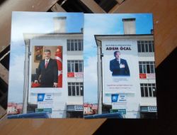 Eğirdir’de Cumhurbaşkanı Gül’ün Posterini İndirenlere Suç Duyurusu