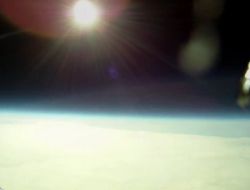 Yeryüzünü 30 Km Yukarıdan Hd Kamera İle Görüntülediler