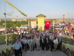 Akhisar 552. Çağlak Festivali Ve Zeytin Şenlikleri Başladı