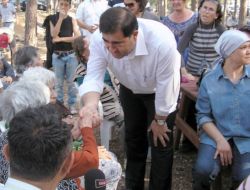 Rifat Sait, Göçmenlerle Piknikte Buluştu