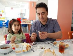 Özel Altın Lale Anaokulu'ndan 'Babamla Bir Sabah' Projesi