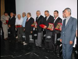 Osmaniye'ye Hizmet Edenler Ödüllendirildi