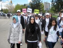 Liseliler 'Dumansız Yaşam' İçin Yürüdü