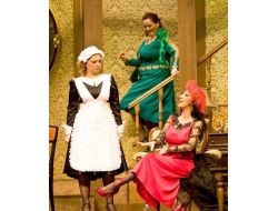 Nihal Türksever’e En İyi Komedyen Kadın Oyuncu Ödülü