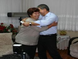 Kaçırılan Gemi Horizon-1'in 4.Kaptanı Aysun Akbay'ın Evinde  Büyük Sevinç Var!!