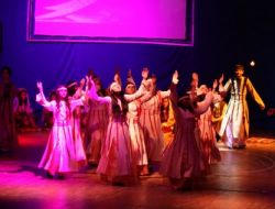 Hamle’li Öğrenciler Birlik Ve Kardeşlik Gecesinde Gönülleri Fethetti