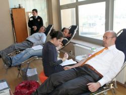 Erzincan Belediyesi Çalışanları Kan Bağışında Bulundu