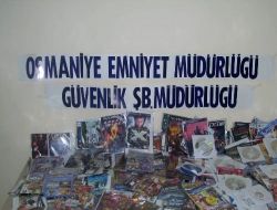 Osmaniye'de  2 Bin 465 Adet Korsan Cd  Ele Geçirildi!