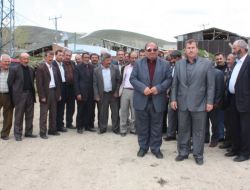 Aziziyeli 35 Köy Muhtarı: Can Güvenliğimiz Yok, İlçeye Gidemiyoruz