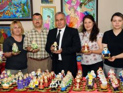 Engelliler Ekmeklerini Taş Bebeklerden Çıkarıyor