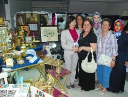 Edremitli Kursiyer Hanımlar El Emeklerini Sergiledi