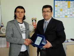 Orhan Şam: Fenerbahçe’de İşim Zor Ama, Yedek Kalmayı Sorun Etmem