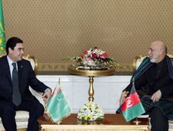 Afgan Lider Karzai Yeni Köşkün İlk Konuğu